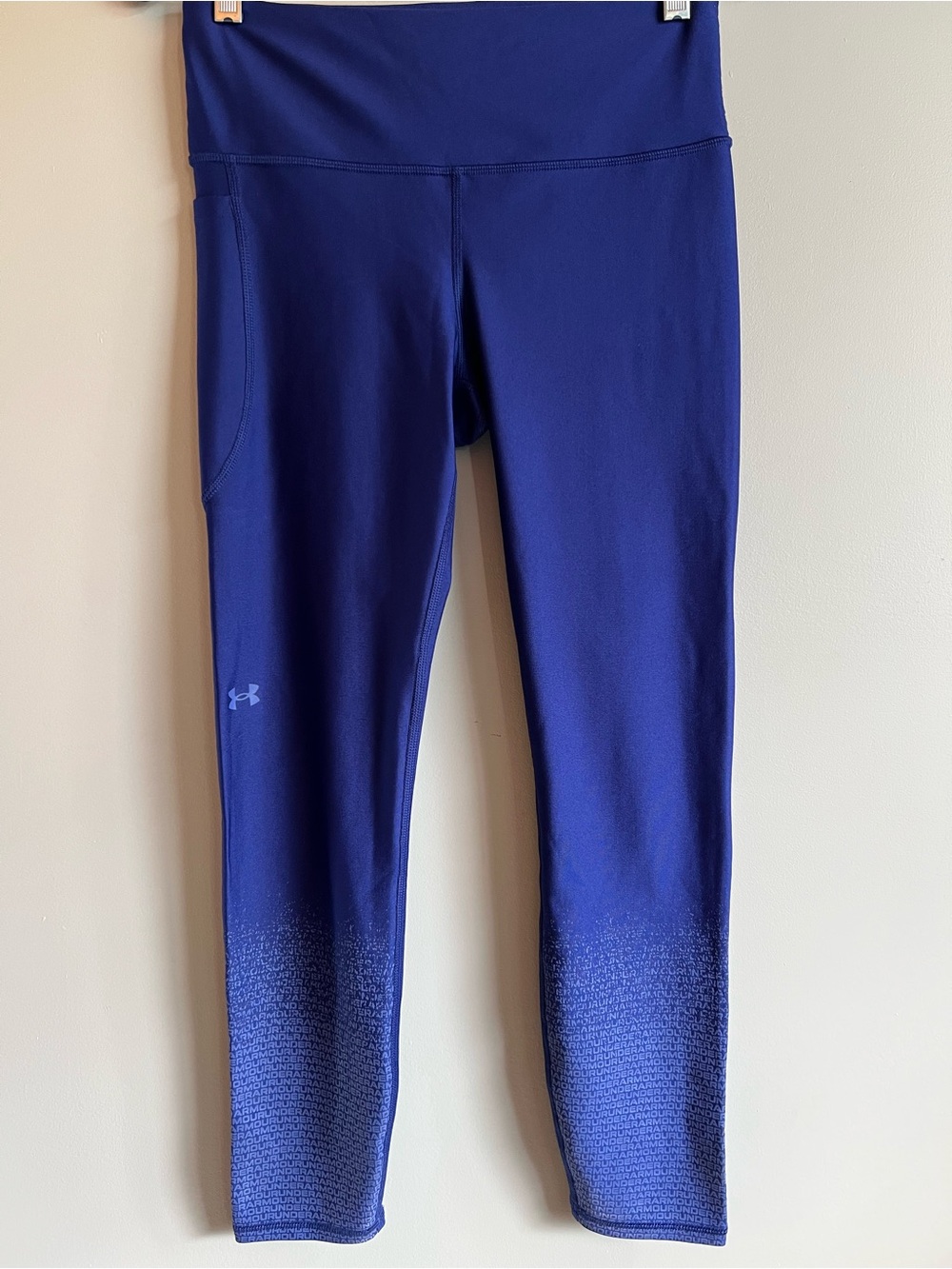 Under Armour HeatGear Blue Crop Leggings Women’s Medium High Rise Compression